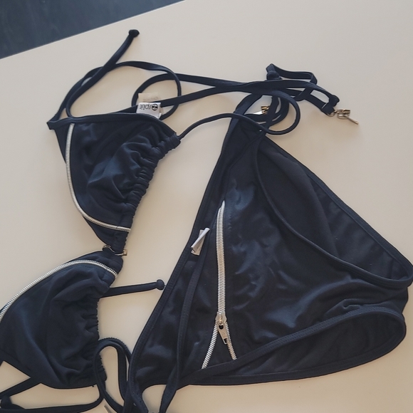 Bikini zippers - Picture 3 of 4